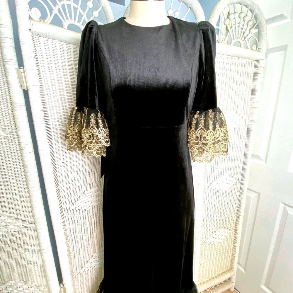 NWOT Pomander Place‎ Tuckernuck Black Velvet Gold Lace Trim Dress S Holiday Glam
